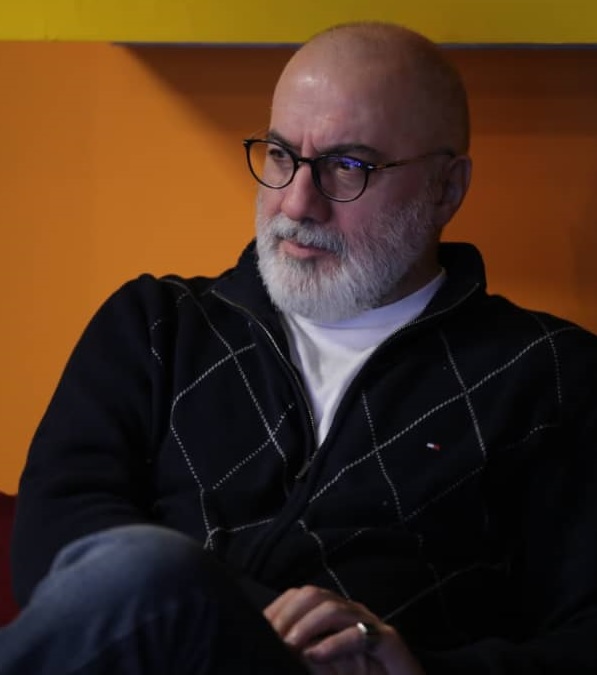 فرهاد قائمیان